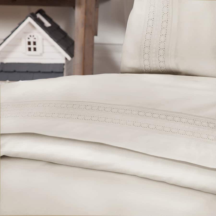 witte-dekbedhoes-camilla-town-and-country-ecru-room-kleur