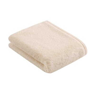 Ecru luxe badlakens met witte achtergrond