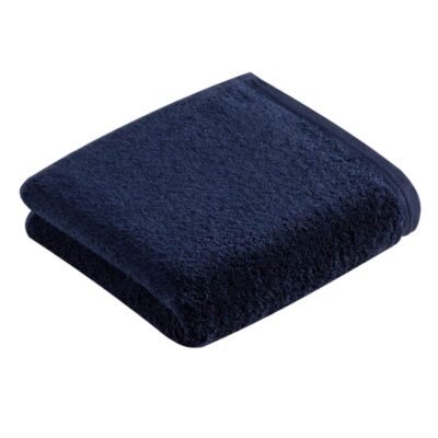 één marine blauwe handdoek vanuit zijaanzicht- luxe handdoeken