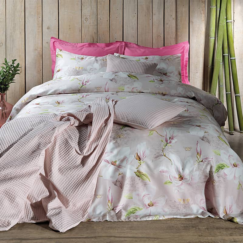 roze sprei met bloemen dekbedovertrek katoen satijn