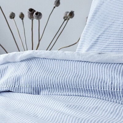 blauw- wit dekbedovertrek streep