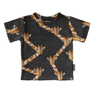 shirt met giraffes