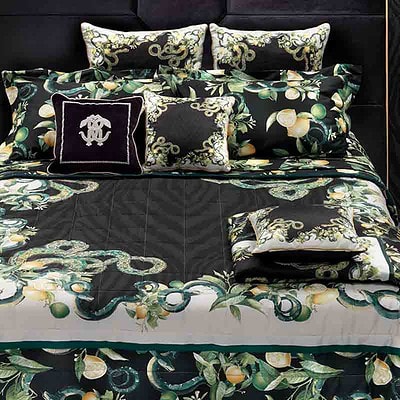 roberto cavalli beddengoed met luxe sierkussens