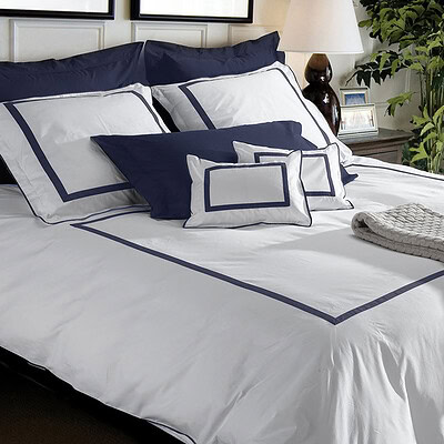 Luxe dekbedovertrek 240x220 met blauwe bies