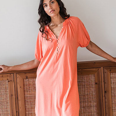 luxe nachthemd in sunset coral